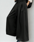 Calça Feminina Preta Larga com Cordão – Cintura Alta e Caimento Elegante