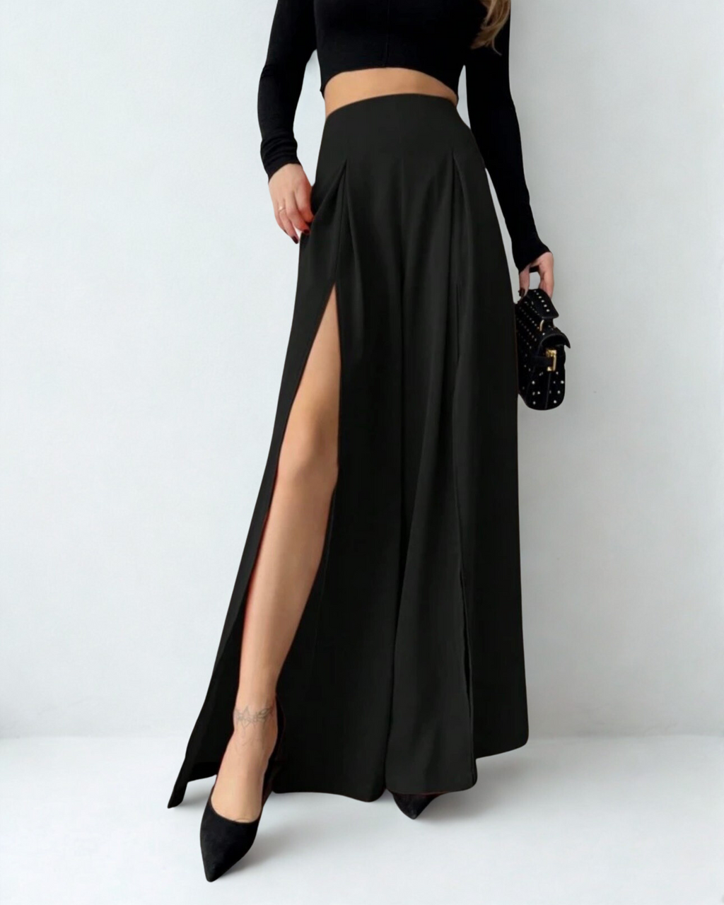 Calça Preta Feminina de Perna Larga com Fenda – Cintura Alta, Ajuste Solto e Elegância Versátil